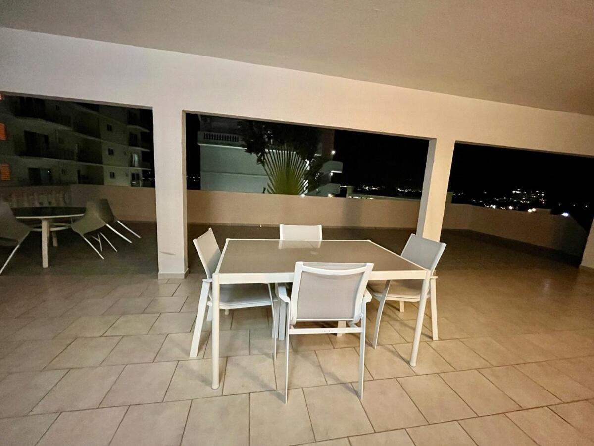 Tropical Beach Penthouse 3 Bedroom Mullet Bay Sint Maarten Cupecoy  エクステリア 写真