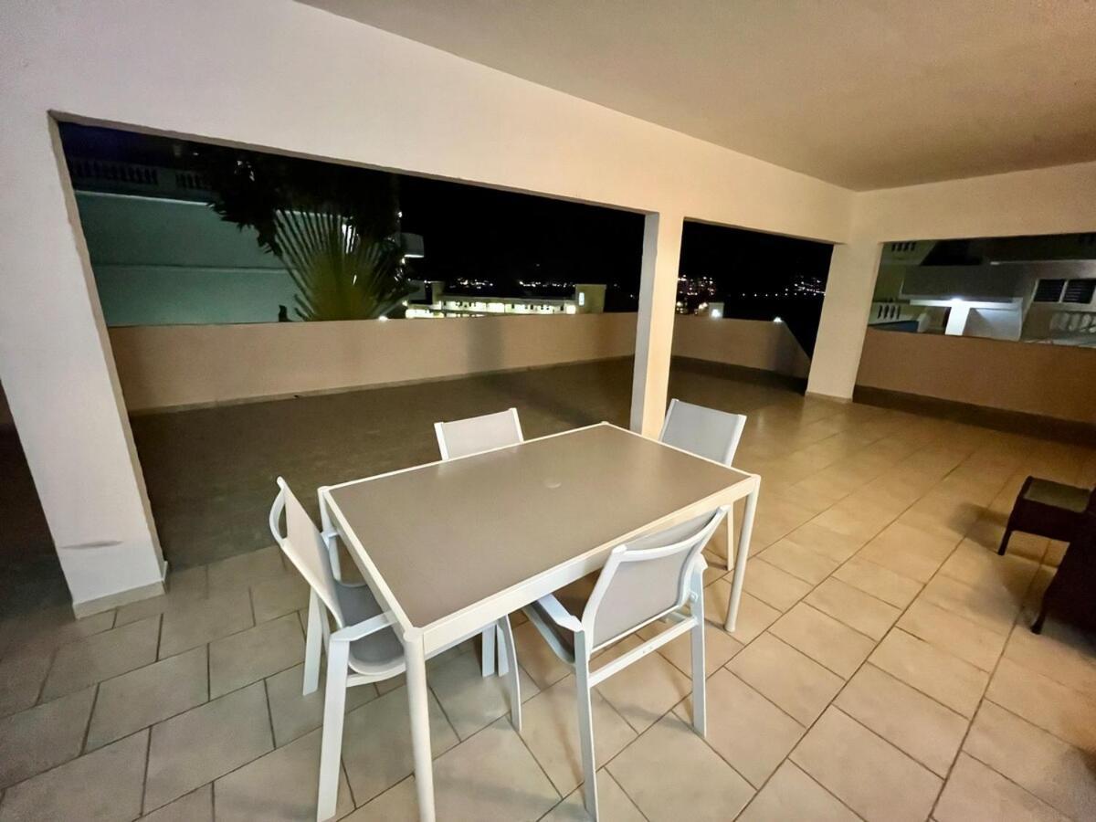 Tropical Beach Penthouse 3 Bedroom Mullet Bay Sint Maarten Cupecoy  エクステリア 写真