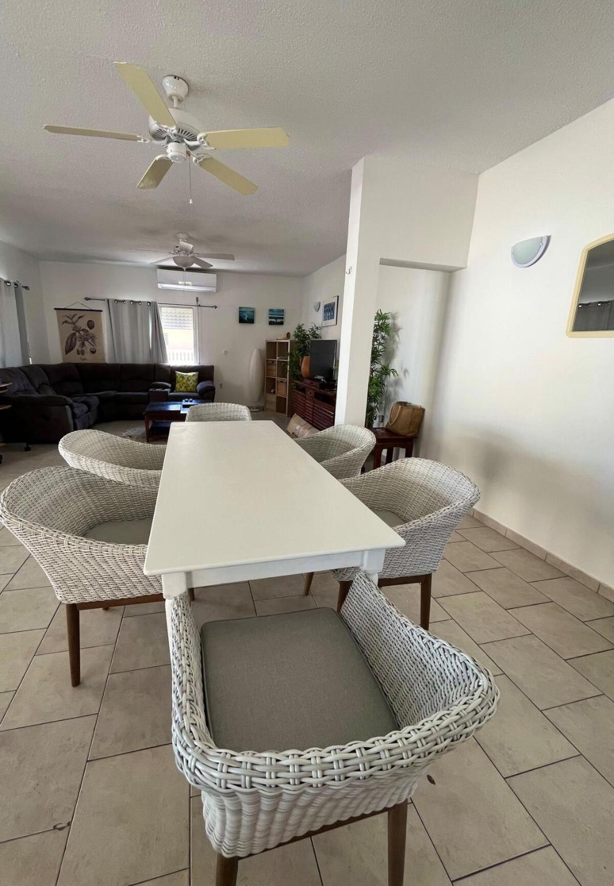 Tropical Beach Penthouse 3 Bedroom Mullet Bay Sint Maarten Cupecoy  エクステリア 写真