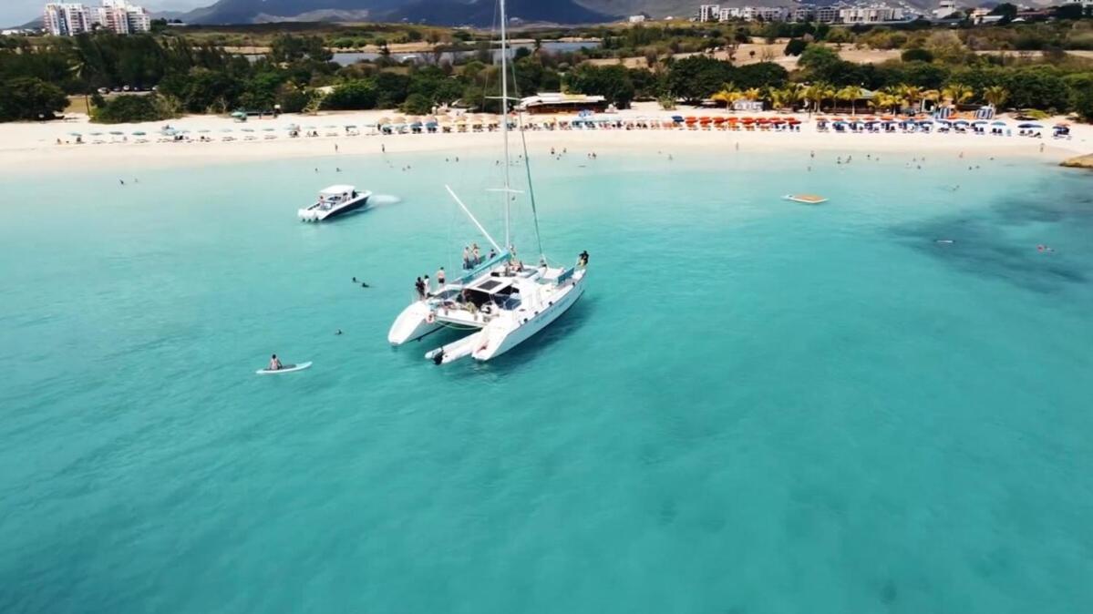 Tropical Beach Penthouse 3 Bedroom Mullet Bay Sint Maarten Cupecoy  エクステリア 写真